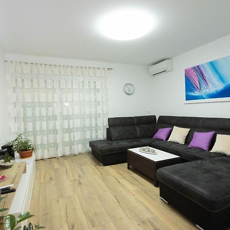Žrnovnica Apartman Marel מראה חיצוני תמונה