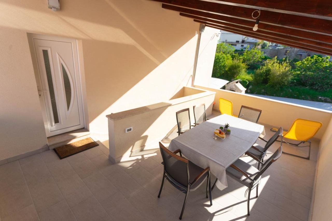 Žrnovnica Apartman Marel מראה חיצוני תמונה
