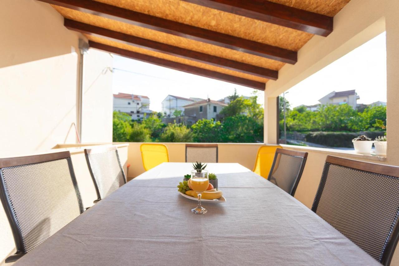 Žrnovnica Apartman Marel מראה חיצוני תמונה