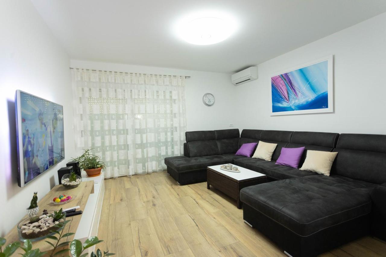 Žrnovnica Apartman Marel מראה חיצוני תמונה