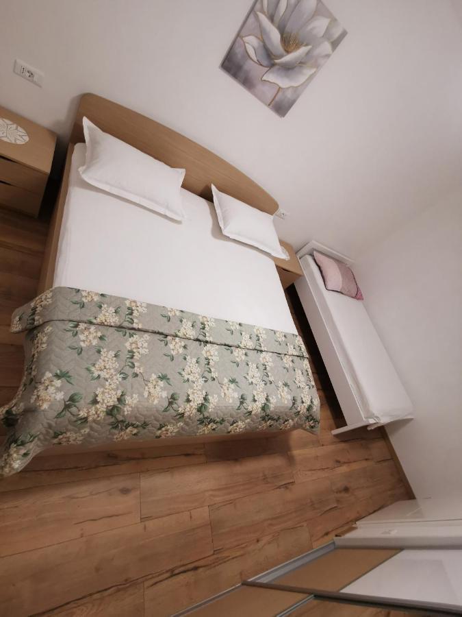 Žrnovnica Apartman Marel מראה חיצוני תמונה